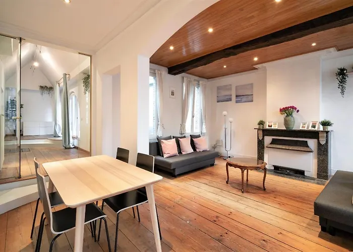 The Capital Street Triplex